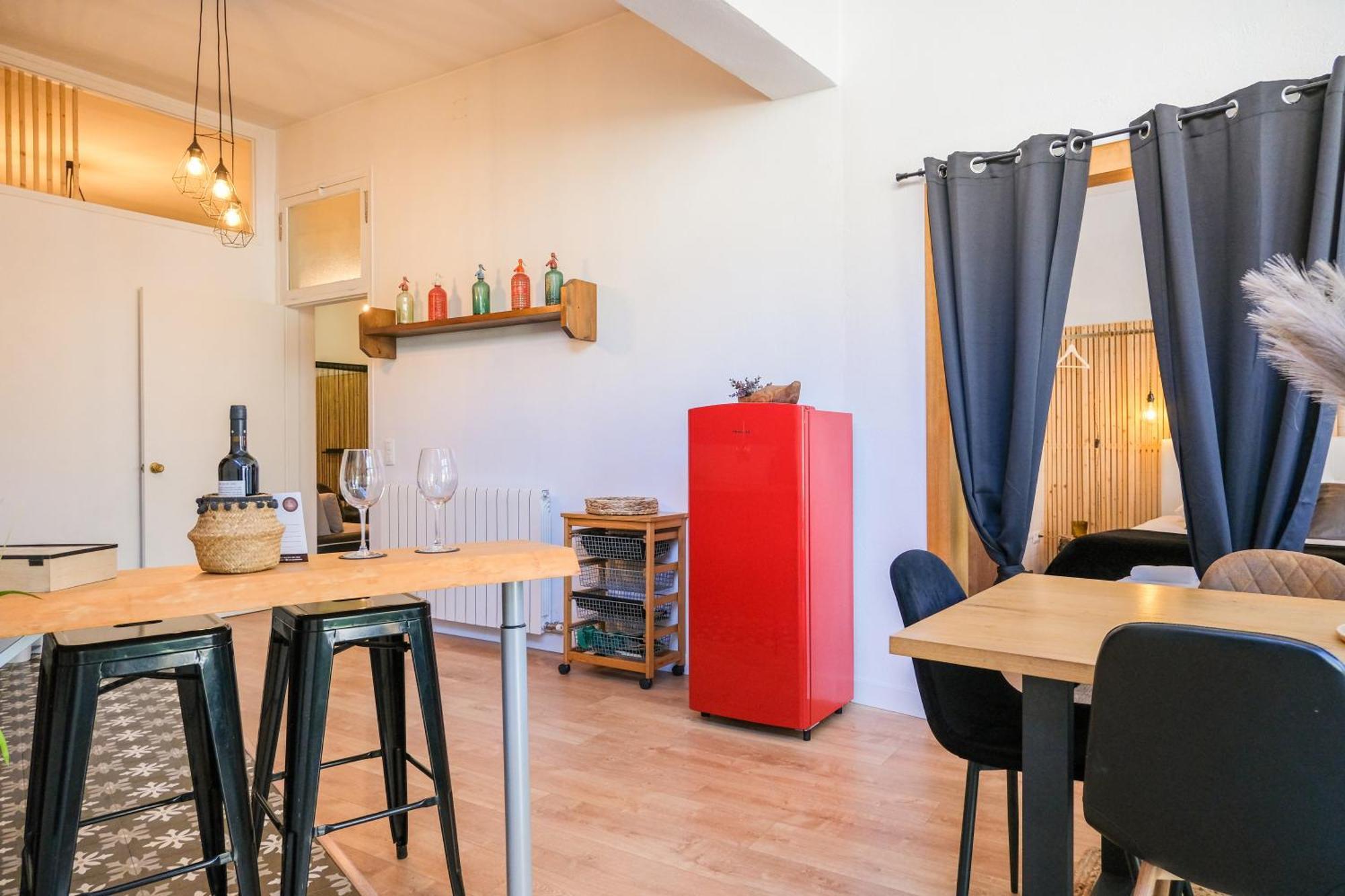 Appartement Cal Capo Alojamiento Con Jacuzzi à Besalú Extérieur photo
